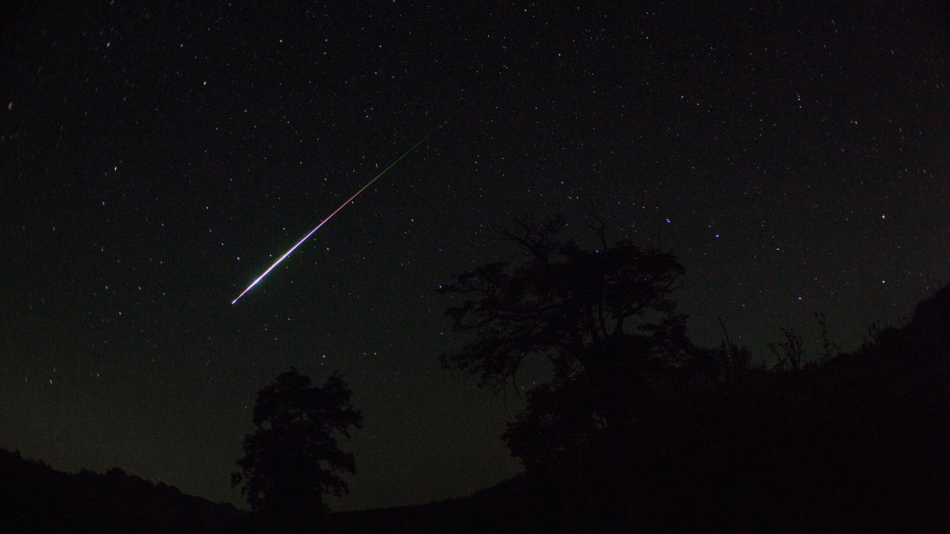 Meteor shower in the nights sky
