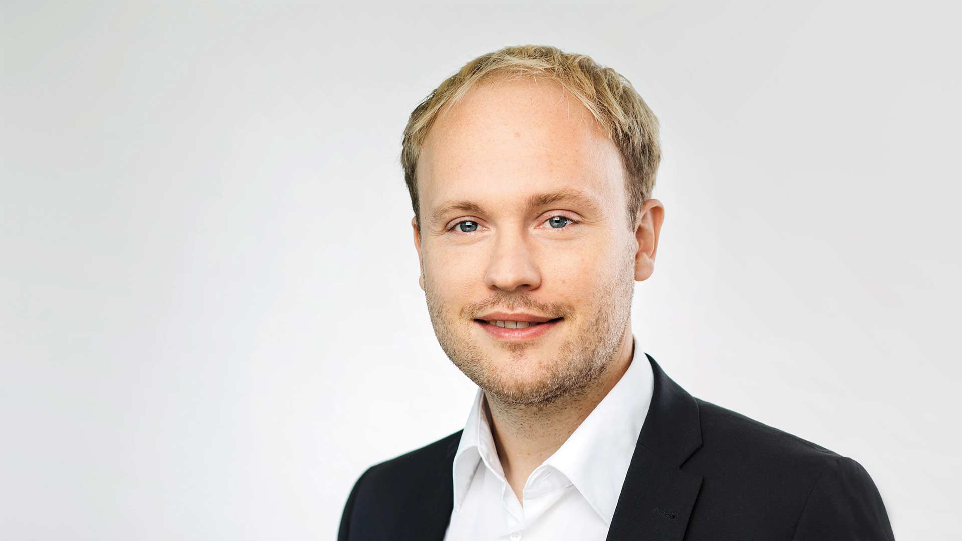 Oliver Schimek, CEO & Founder, CrossLend