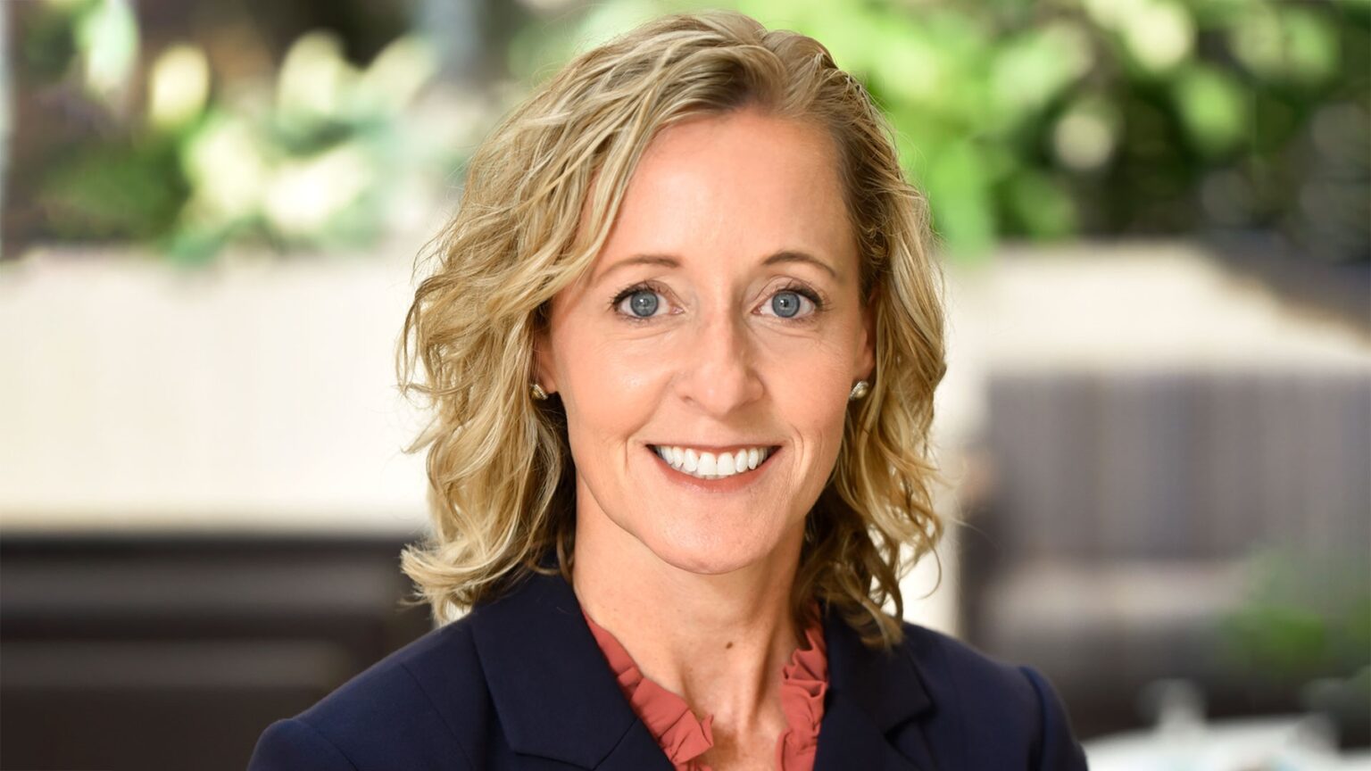 Woman of the Year The Americas Winner Sheila Quintus, Medtronic