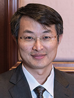Portrait of Randy Ou, Vice President, Treasury, Alibaba Group