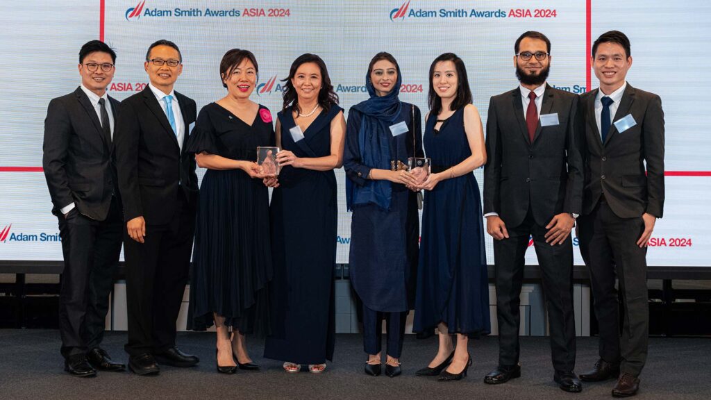 Photo of Alfred Kiong, Chong Chin-jia, Shell Treasury Centre East (Pte) Ltd, Nicole Wong, Standard Chartered, Teo Yian Ping, Nida Saleem, Ong Xue Ying, Umer Aabis and Rae Toh, Shell Treasury Centre East (Pte) Ltd.