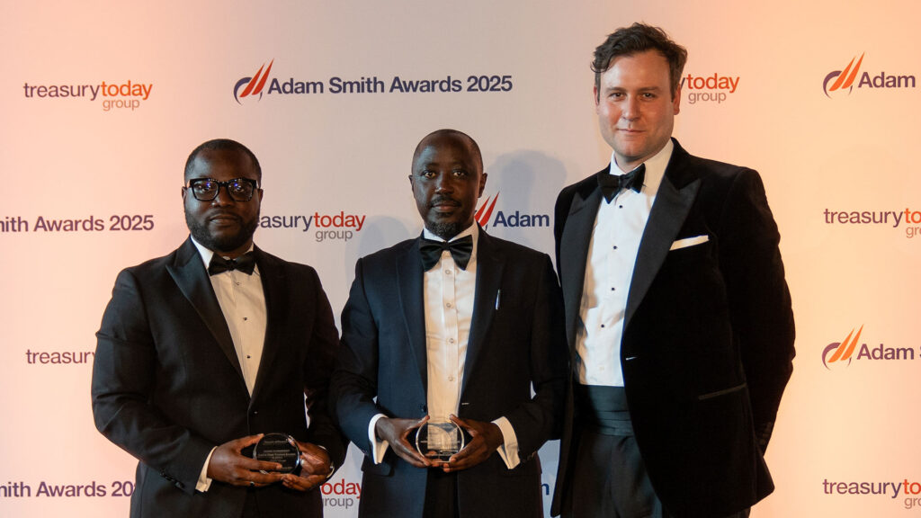 Photo of Joseph Kabakeza, Republic of Rwanda and Daniel Yates, J.P. Morgan.