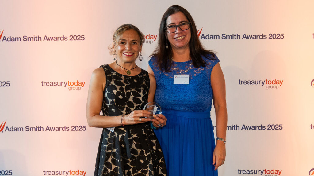 Photo of Houda Zeroual and Gisela Vivian, Microsoft.
