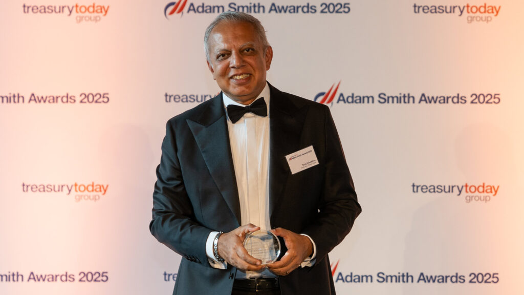 Photo of Tariq Hoodbhoy, First Abu Dhabi Bank collected the award on behalf for Al-Futtaim.