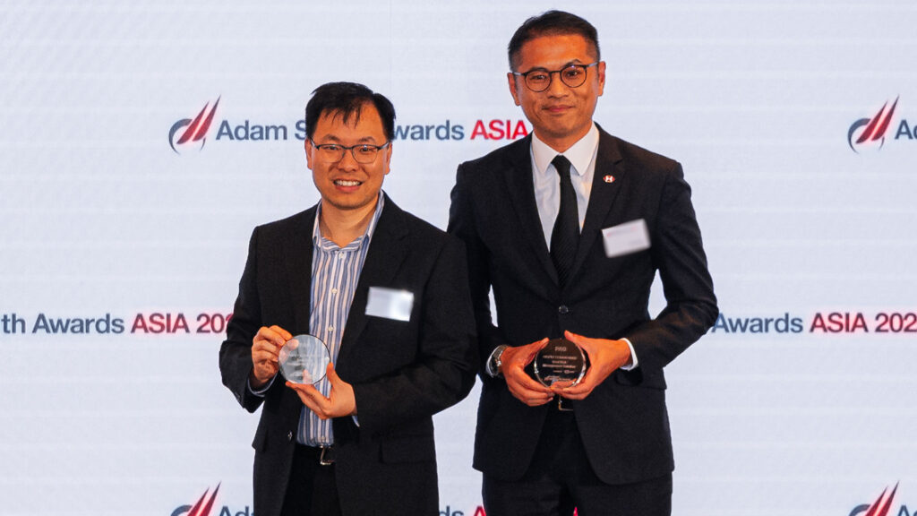 Photo of Nick Yu, PAG and Kenneth Lo, HSBC.