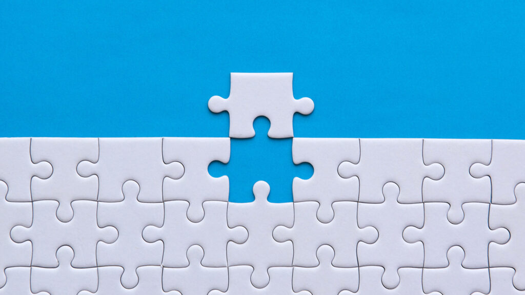 Final piece of plain jigsaw puzzle.