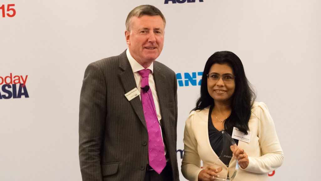 Photo of Shyamasri Dassharma, Deutsche Bank collecting the award on behalf of HCL Technologies.