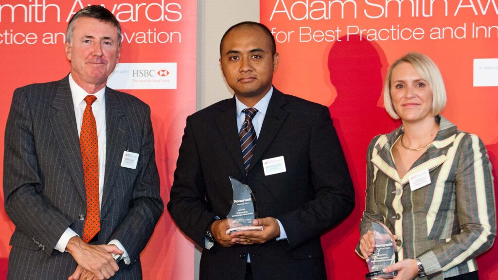 Photo of Richard Parkinson, Panji Winanteya Ruky and Carolien Van Rossum-Bronmeijer, Bank Mendes Gans.