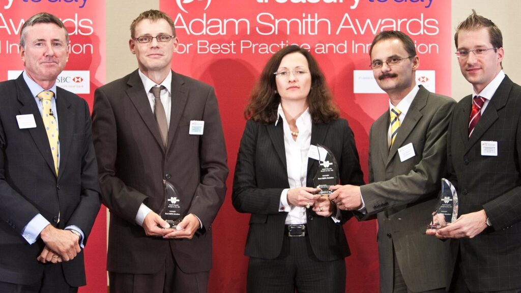 Photo of Richard Parkinson, Claus Wild, Barbara Herbert and Armin Wittemer, Commerzbank and Steffen Karsch, SAP.